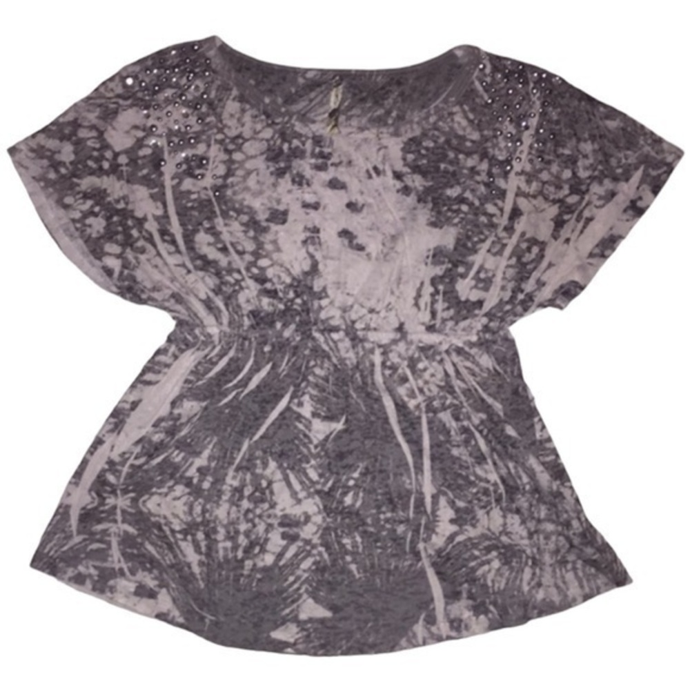 AMERICAN AGE Studded Top